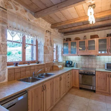 Astarte - Diva Affluence With Private Pool *
